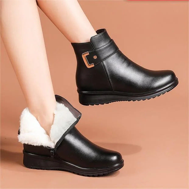 🔥Clearance Sale 70% OFF - Women's Metal Buckle Leather Waterproof Boots