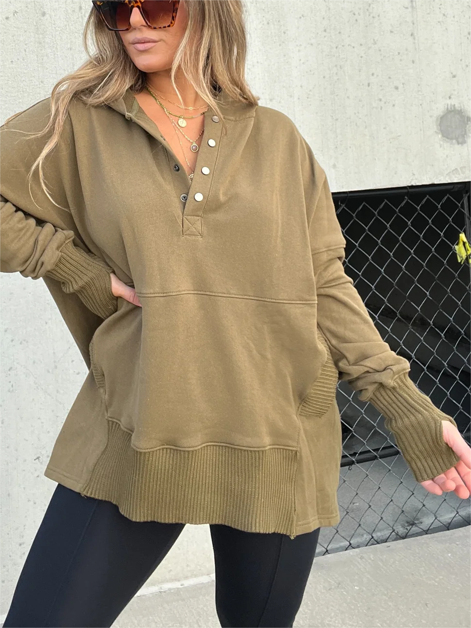 2024 New Women's Oversized Hoodie With Thumb Holes (Buy 2 Free Shipping)